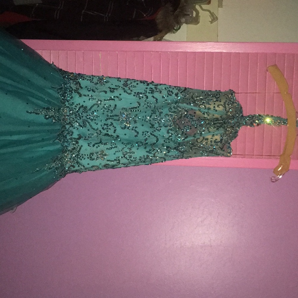 Prom dress